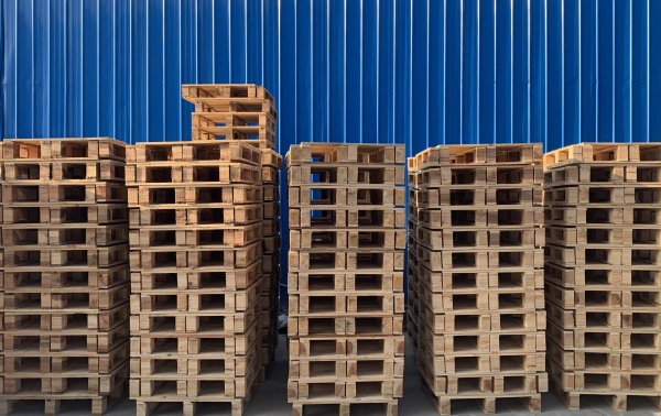 枞阳木托盘摆放技巧